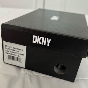 DKNY toddler Sandals